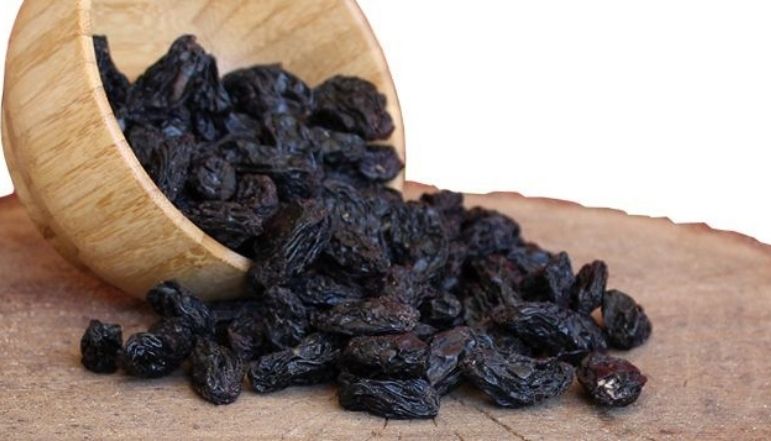 Black Raisins iç